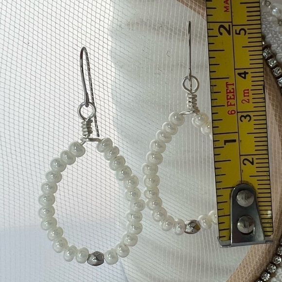 WHITE Pearl Glass Beaded Earrings - Picture 6 of 11